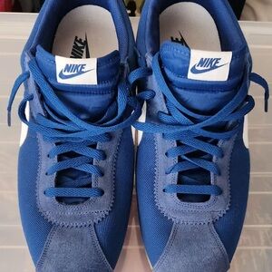 Nike Cortez Blue Sneakers Classic Athletic Design